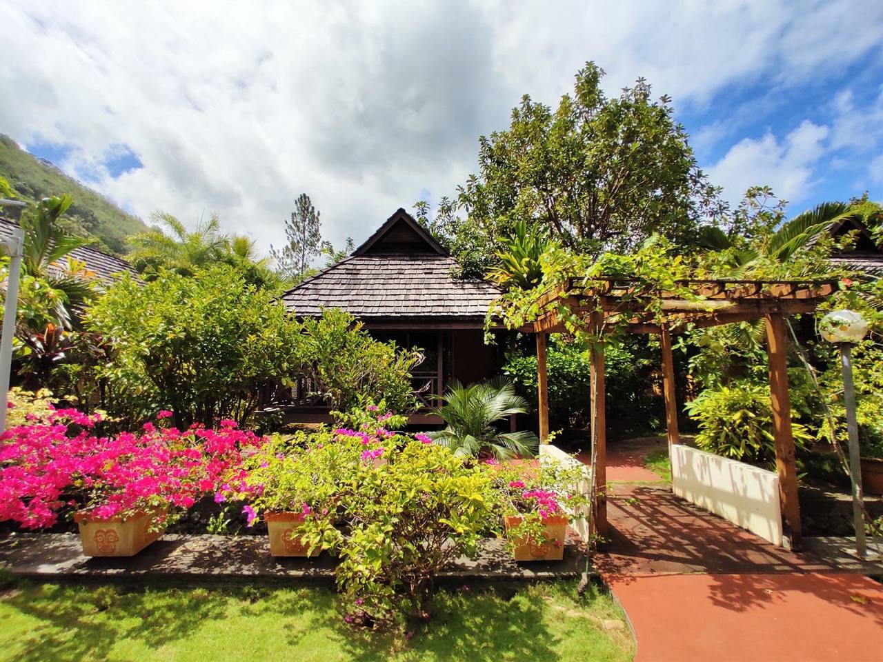 Entire apartment, Tahiti - Bungalow Tiamao Pitate in Papara, Tahiti