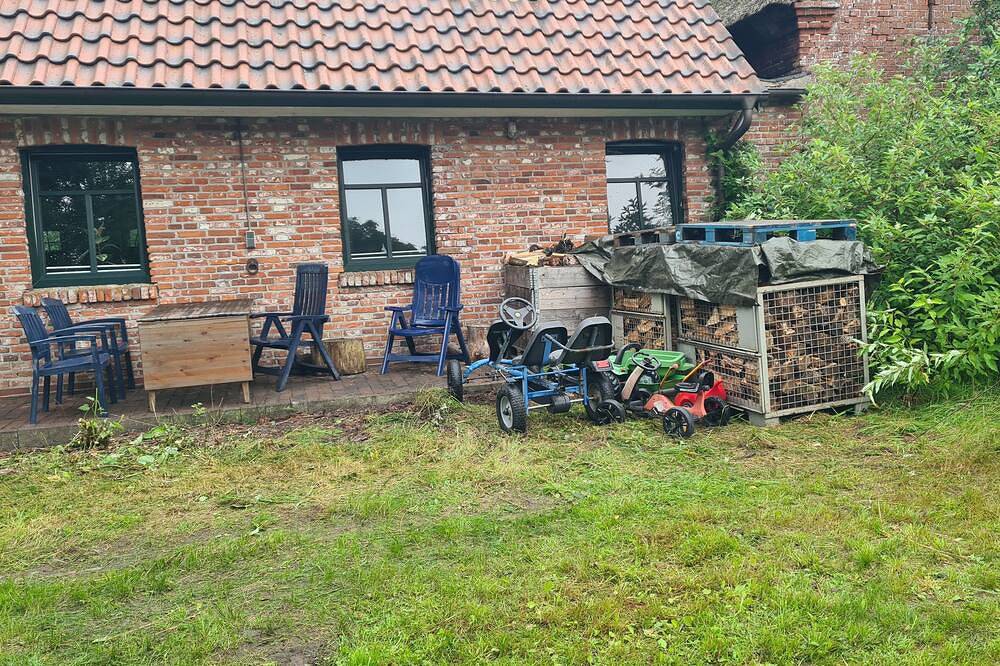 Ganze Wohnung, Fewo David und Marion nahe der Nordsee, dem Weserstrand und dem Weser-Radweg in Brake, Wesermarsch