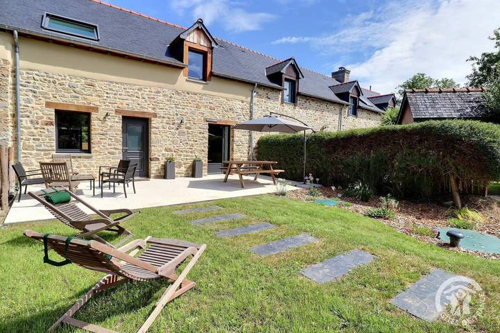Gîte pour 6 personnes, avec terrasse et jardin - 1