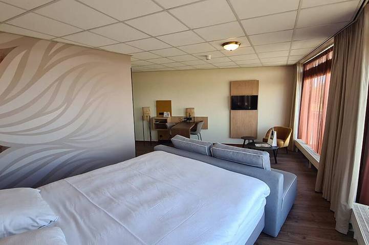 Hotel für 4 Personen in Nieuw-Haamstede - 2