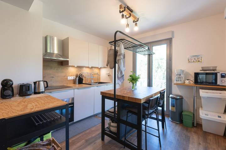 Apartamento entero, Precioso apartamento renovado en Bagnères-de-Bigorre, para 7 personas, vista a la montaña, terrazas in Bagnères-de-Bigorre, Altos Pirineos
