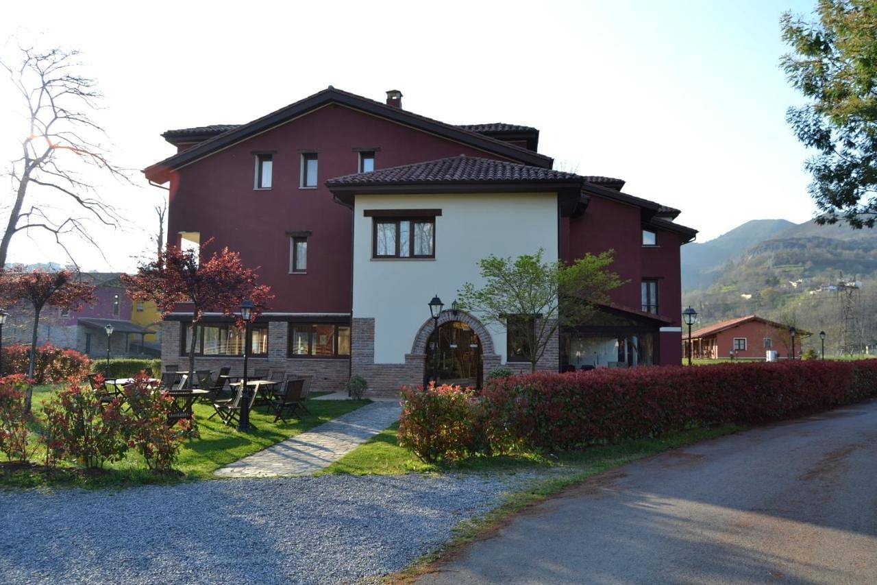 Hotel para 10 personas con terraza in Cangas de Onís, Provincia de Asturias