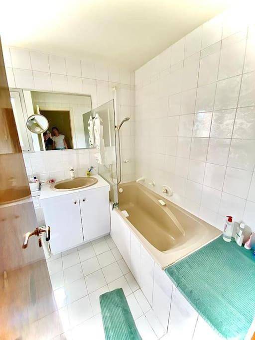 Location de vacances pour 11 personnes, avec vue ainsi que piscine et terrasse, animaux acceptés à Oncy-sur-École - 3