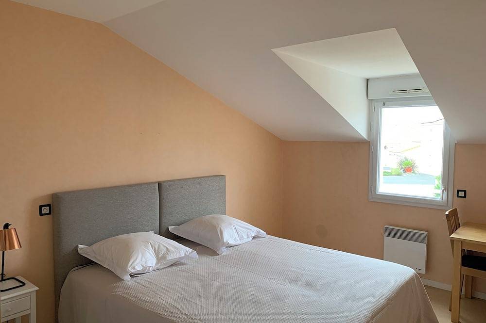 Quiet rooms for 2 to 4 people in Beaupréau, Región de Cholet