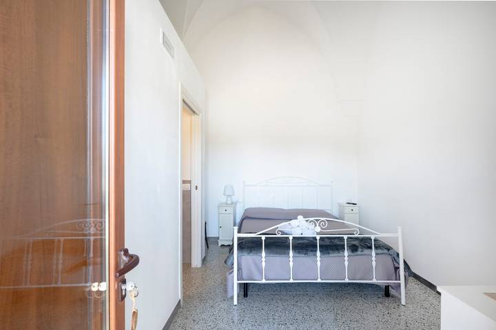 Entire apartment, Room 'Lamapecora - Pecora 2' with Balcony, Wi-Fi and Air Conditioning in Fasano, Bari Province