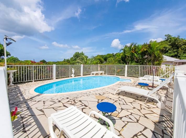Appartement entier, Location spacieuse à Deshaies avec vue sur la mer et montagne in Deshaies, Guadeloupe