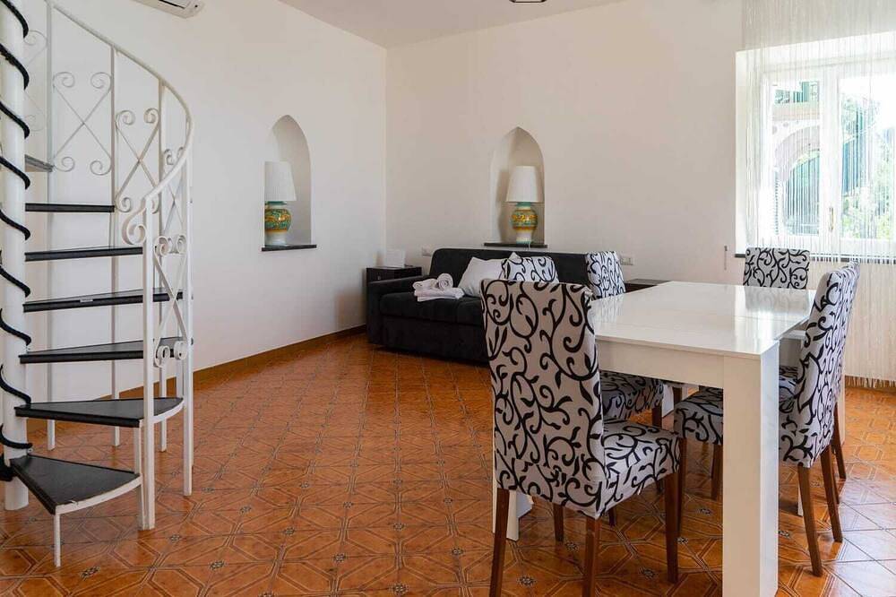 Appartement entier, St. Philip Neri House, Pontone in Pontone, Scala