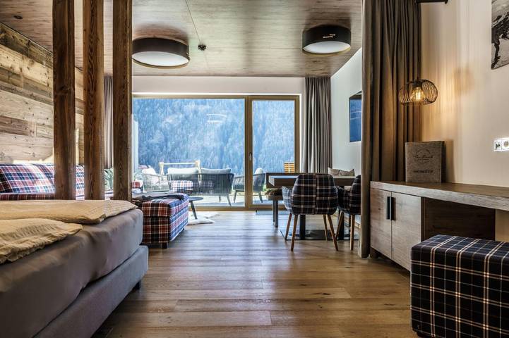 Ferienwohnung für 2 Personen, mit Terrasse und Garten sowie Whirlpool und Sauna, mit Haustier in Tirol - 4