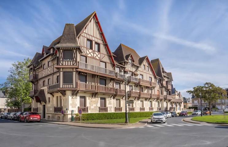 Gîte pour 4 personnes, avec vue dans Grand Casino de Cabourg - 2