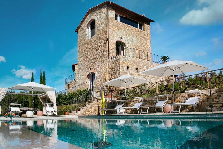 Villa für 10 Personen, mit Garten und Whirlpool sowie Balkon und Sauna