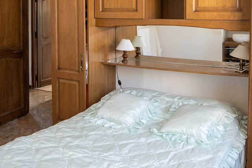 Belle maison à Régusse avec piscine privée, utilisable à l'intérieur ou à. in Régusse, Région de Brignoles