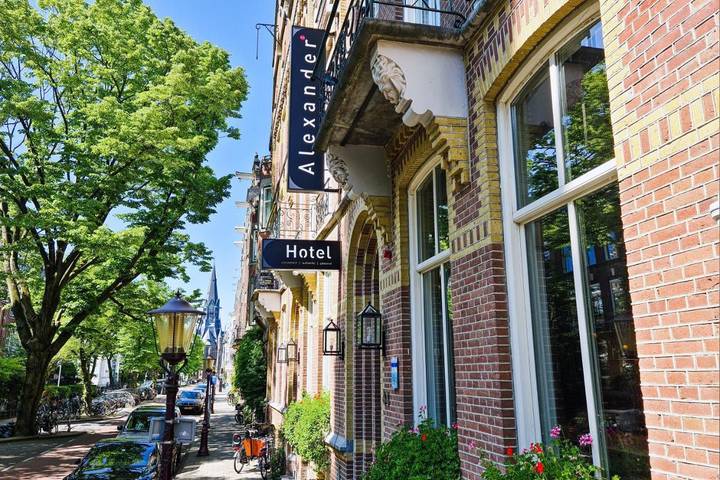 Hotel voor 2 personen, with Terras and Tuin as well as Uitzicht in Amsterdam West