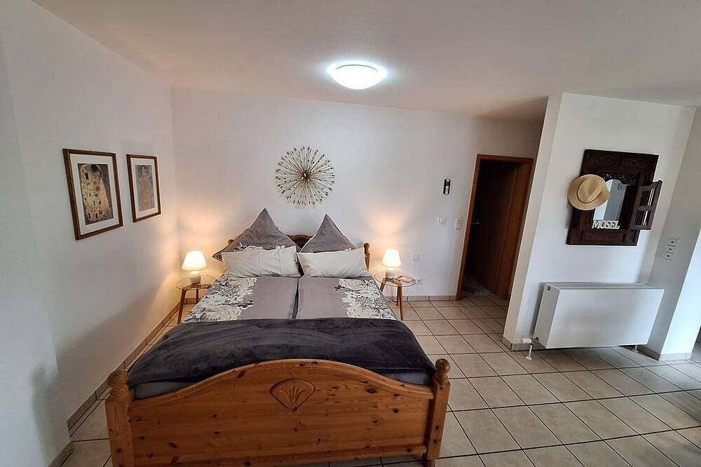 Ganze Wohnung, Ferienwohnung Funk - Ferienwohnung mit Terrasse in Niederfell, Osteifel
