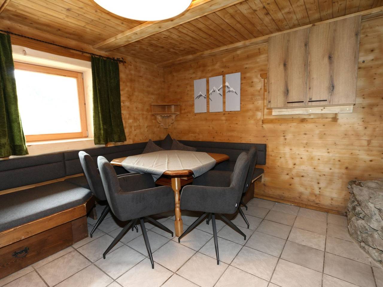 Chalet in Zillertal bij Skipistes in Tux Alps, Zellberg