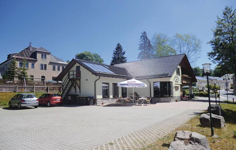 Ferienwohnung für 9 Personen, mit Terrasse und Garten im Erzgebirge - 2
