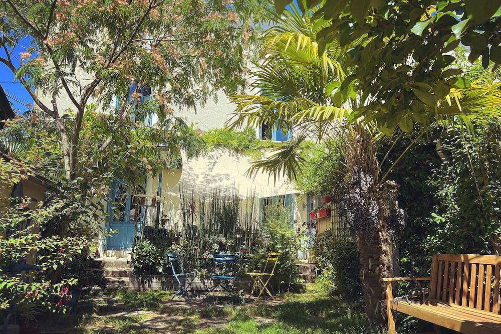 Haus mit Garten in Trentemoult, typisches Dorf entlang der Loire in Rezé, Nantes und Umgebung