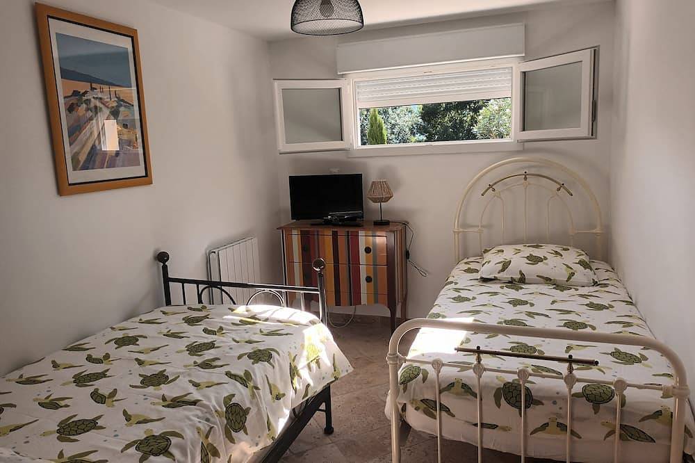 Entire apartment, Très Beau Meublé Vacance, Clim Jacuzzi, Jardin,tout Confort ! in Brignoles, Brignoles region