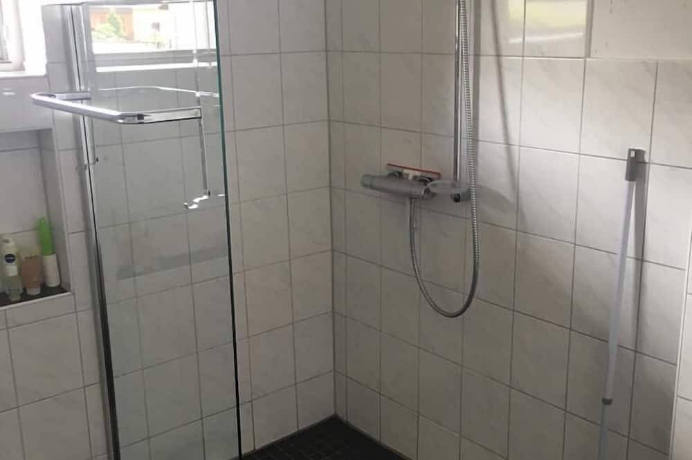 Ganze Wohnung, Gemütliche und ruhig gelegene Ferienwohnung nahe Kassel, 2 Zkb, bis 3 Personen in Fuldatal, Hessisches Bergland