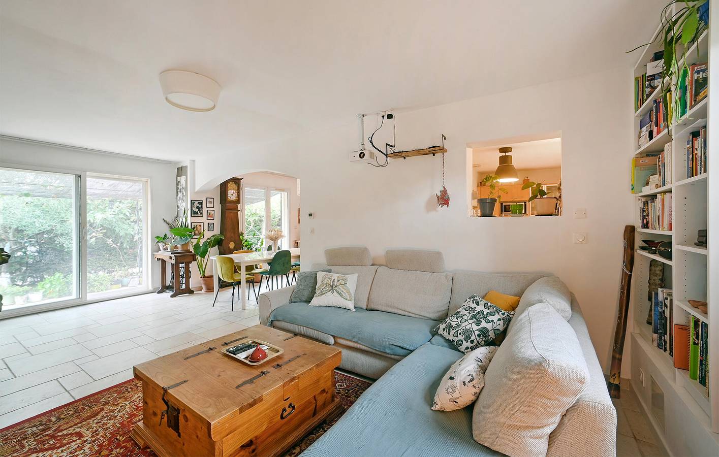 Acogedor apartamento de 110 m2 con piscina y aparcamiento, a 2 km del centro de Rochefort in Rochefort-du-Gard, Region de Nimes