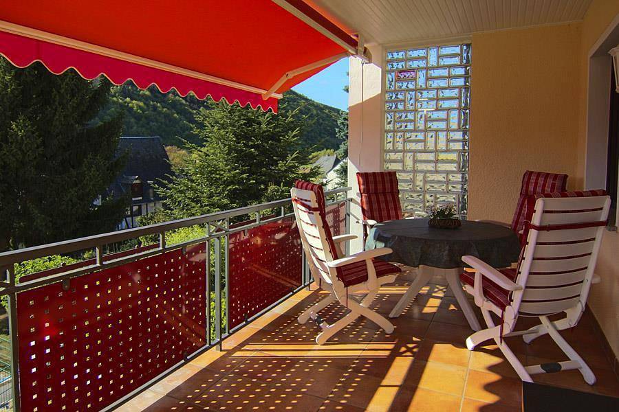 Ganze Ferienwohnung, Ferienwohnung "Burgblick" in Bullay, Traben-Trarbach und Umbegung
