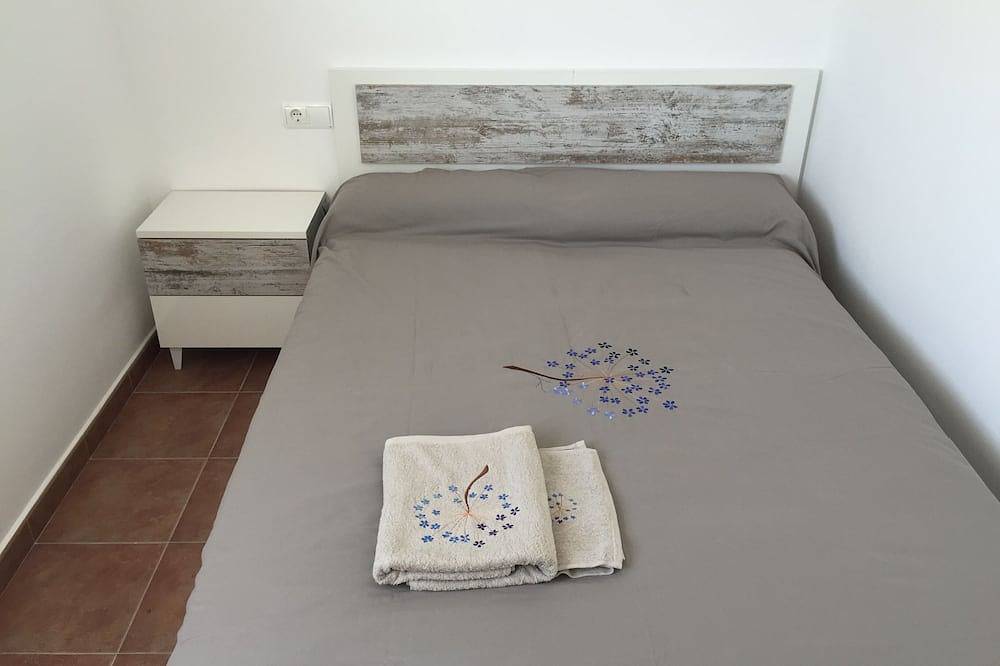 Weisse Villa Punta Grossa in Arenal d'en Castell, Es Mercadal