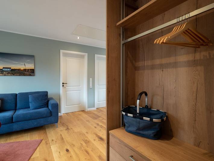 Ganze Wohnung, Neue (2022) schöne Ferienwohnung mit hochwertiger Ausstattung im Herzen des Inseldorfes. Urlaub vom Feinsten. in Nordseebad Spiekeroog, Spiekeroog