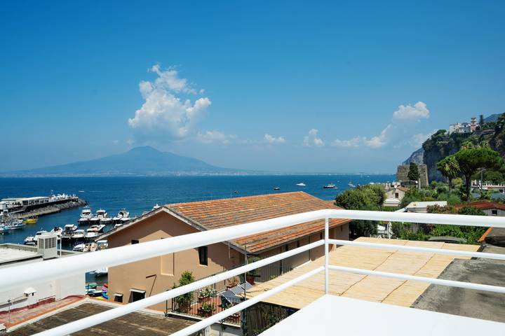 Gîte pour 6 personnes, avec terrasse et vue à Vico Equense - 2