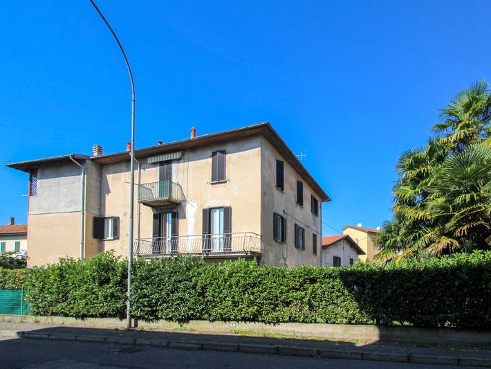 Ganze Wohnung, Tucano in Luino, Comune di Luino