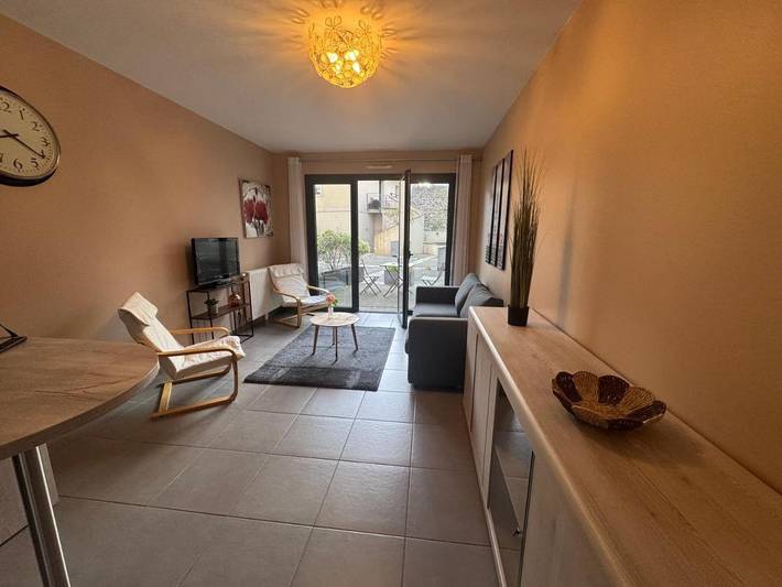 Gîte pour 2 personnes, avec terrasse dans Office De Tourisme De Granville Terre Et Mer - 2
