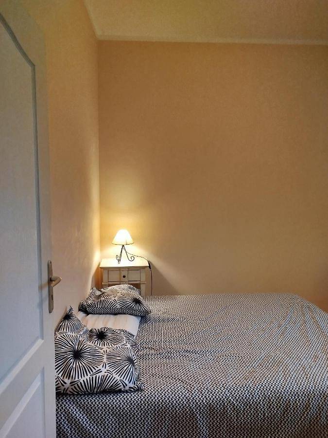 Gîte pour 2 personnes, avec jardin et vue à Rouans - 2