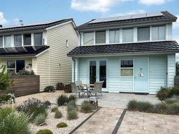 Ferienhaus für 4 Personen, mit Seeblick und Terrasse sowie Sauna und Garten am Ijsselmeer