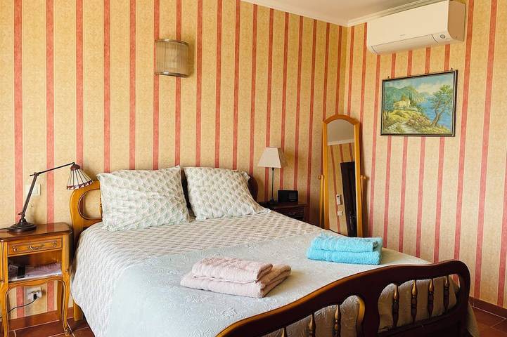 Location de vacances pour 7 personnes à Cruis - 2