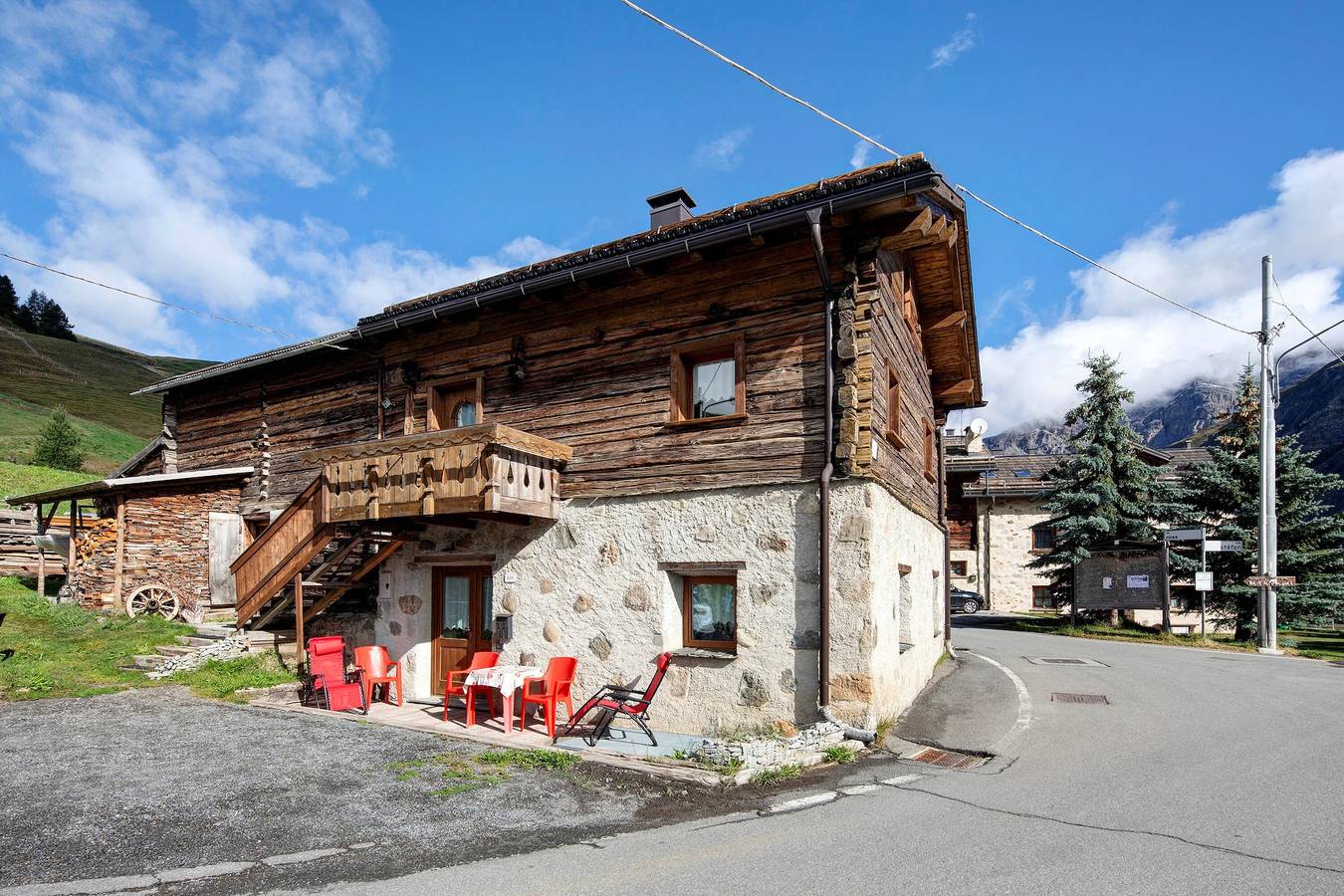 Ganze Wohnung, Ferienwohnung 'Sole Tra Le Cime - Trepalle' mit Bergblick, Privatem Garten und Wi-Fi in Livigno, Nationalpark Stilfser Joch