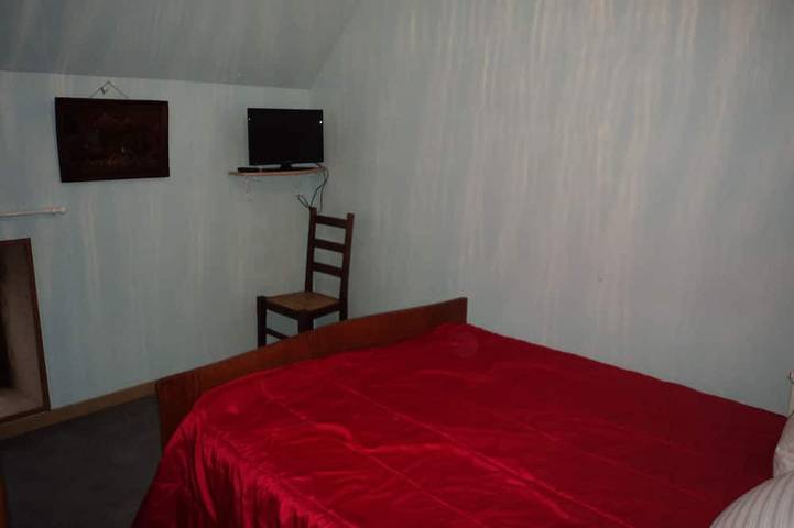 Location de vacances pour 3 personnes, avec jardin et balcon à Bransat - 4