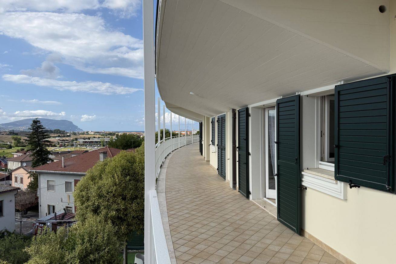 Appartement entier, P091 - Porto Recanati, new two-room apartment in a strategic location in Porto Recanati, Côte Adriatique Marken