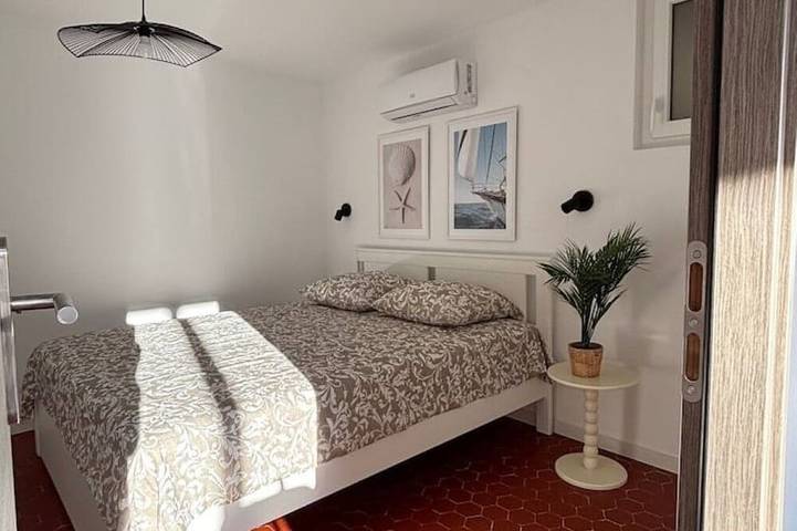 Apartamento entero, Charming, bright T3/T4 in the heart of Provence, a stone's throw from everything. in Aubagne, Costa mediterránea (Francia)