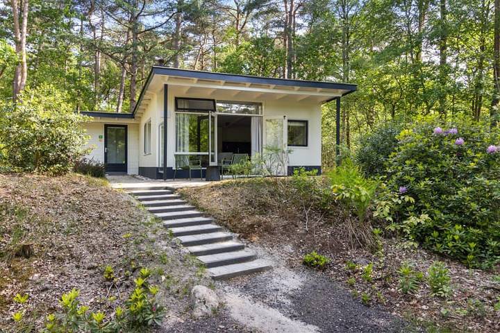 Bungalow für 4 Personen, mit Garten - 1