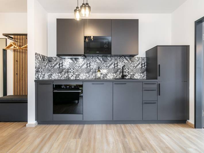 Ganze Wohnung, Stilbewusstes Apartment im Zentrum von Jenbach in Jenbach, Bezirk Schwaz