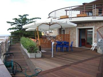 Gîte pour 4 personnes, avec terrasse, animaux acceptés à Isola Rossa