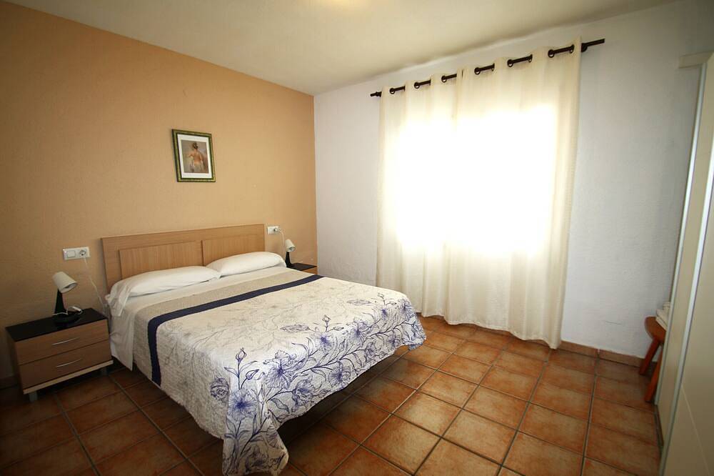 Villa Atenea by Parc Mont-roig in Villa Romana, Costa Dorada