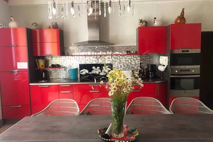 Gîte pour 12 personnes, avec sauna ainsi que terrasse et jacuzzi à Léguillac-de-l'Auche - 2