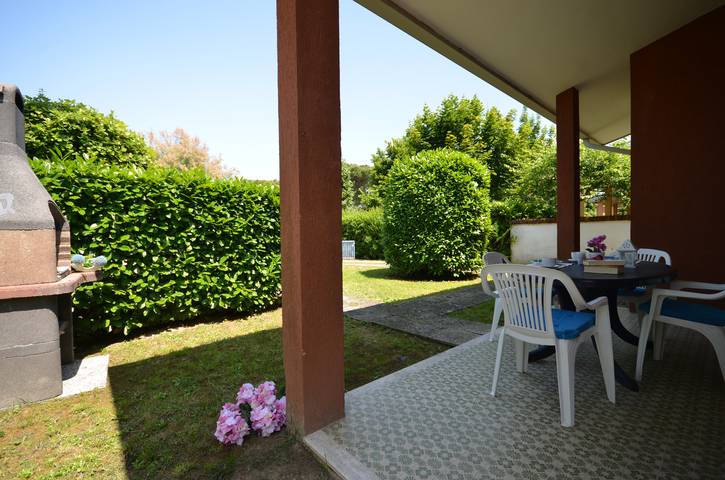 Bungalow für 6 Personen, mit Garten, mit Haustier in Bibione - 2