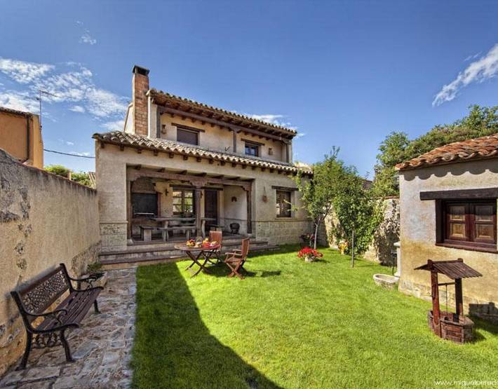 Chalet para 12 personas, con jardín y balcón, Se admiten mascotas en Provincia de Valladolid - 3