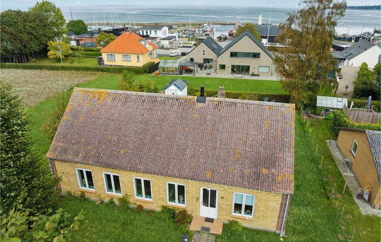 Ferienhaus für 8 Personen, mit Garten und Terrasse, mit Haustier in Årøsund