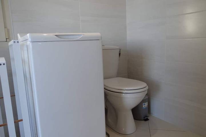 Gîte pour 2 personnes, avec terrasse dans Plage de l'Almanarre - 3