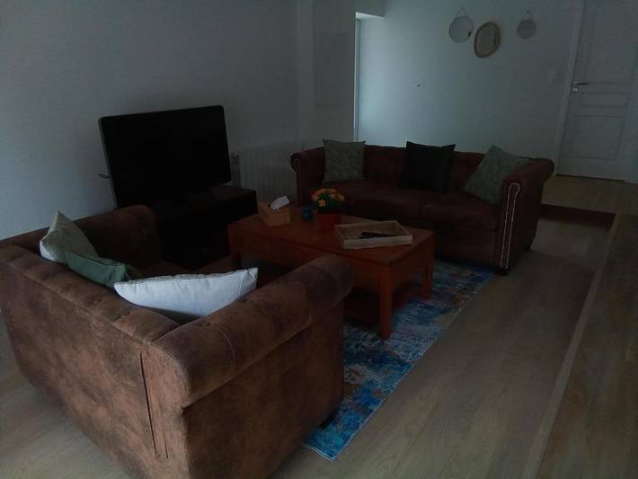 Gîte pour 4 personnes, avec Terrasse à Lanvallay - 3