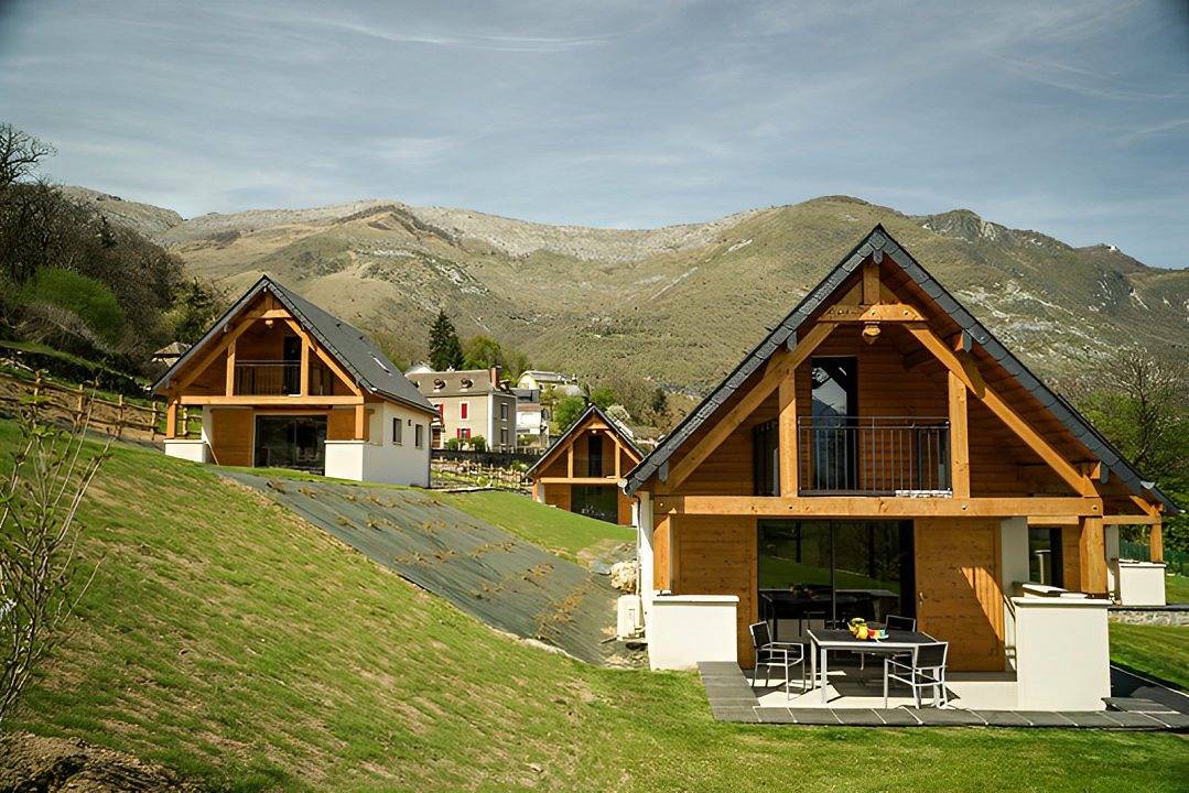 Gite Cabaliros - Les Chalets du Balandrau in Ayzac-Ost, Pyrénées