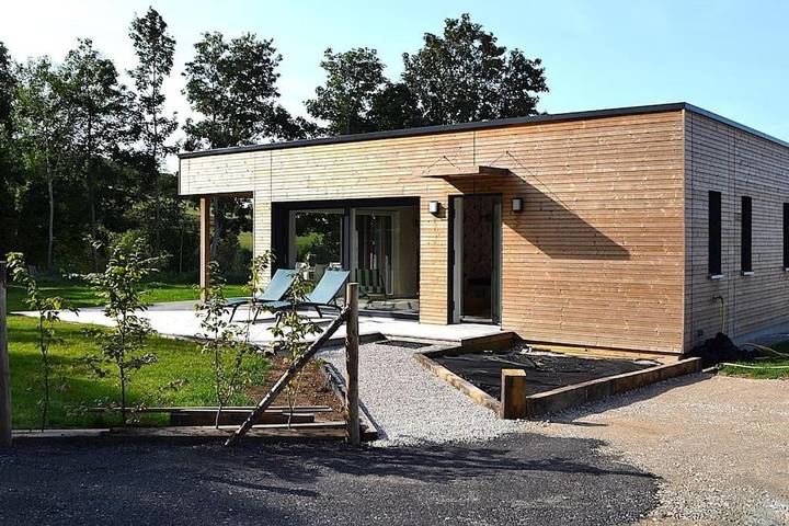Location de vacances pour 4 personnes, avec Terrasse ainsi que Jardin et Vue dans Longroy