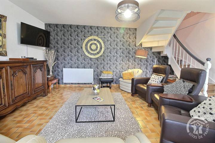 Gîte pour 6 personnes, avec jardin à Trélévern - 3