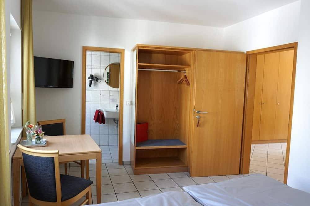 Doppelzimmer Klassik - kiebel. Weingut und Gästehaus in Lösnich, Bernkastel-Kues & Umgebung